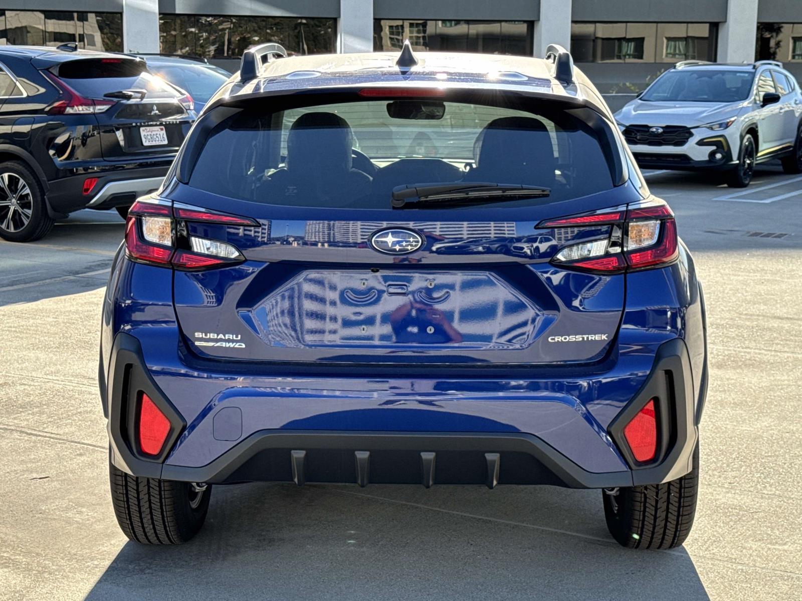 2025 Subaru Crosstrek Premium photo 4