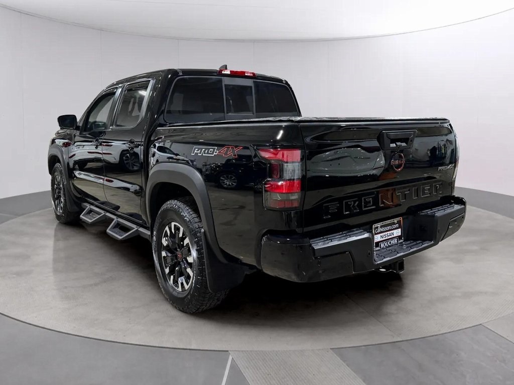 2022 Nissan Frontier Crew Cab photo 4