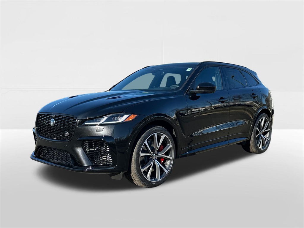 2026 Jaguar F-PACE SVR's photo