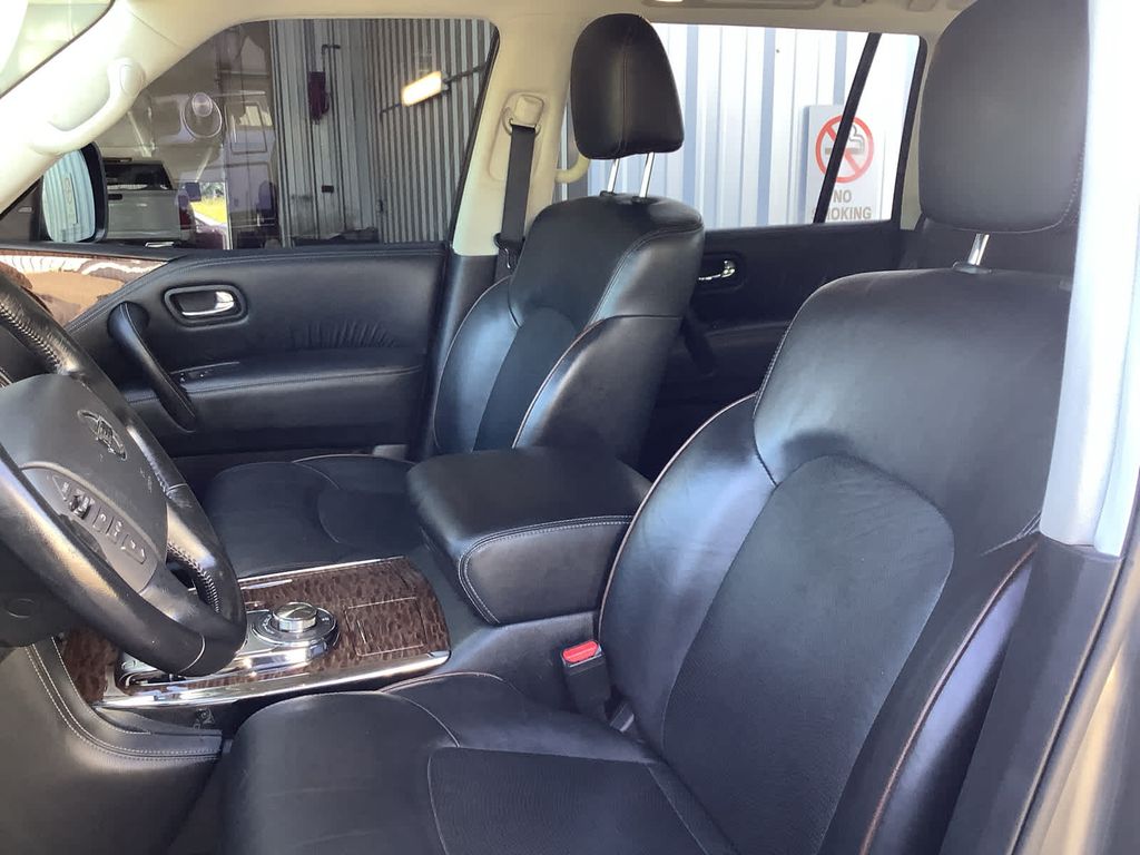 2020 Nissan Armada SL photo 28