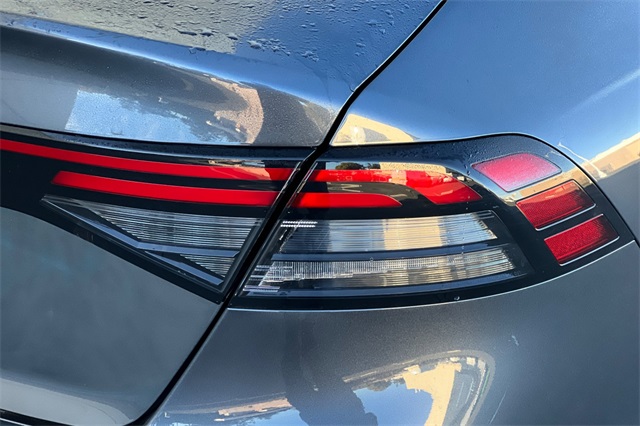 2025 Honda Accord 1.5T LX photo 30
