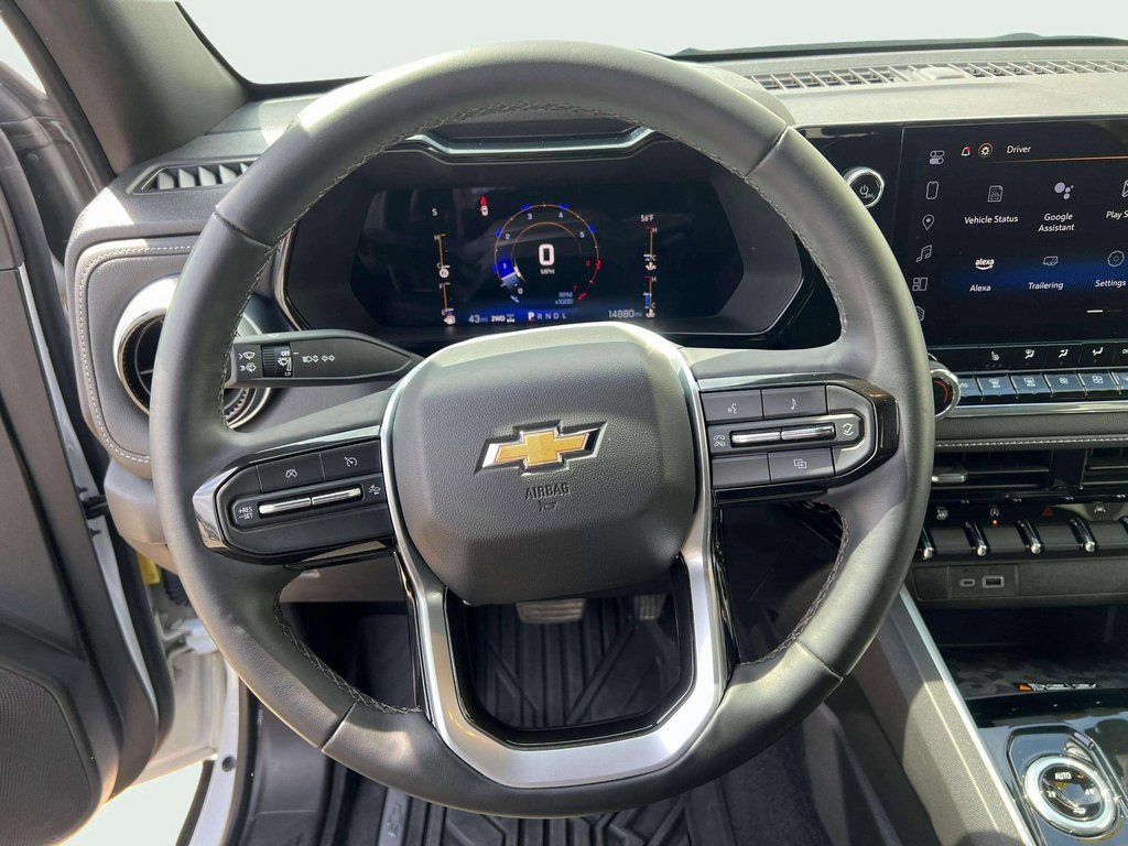 2023 Chevrolet Colorado LT photo 8