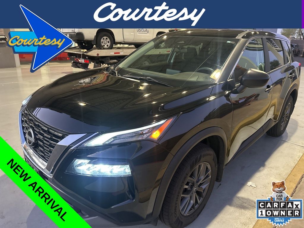 2023 Nissan Rogue S's photo