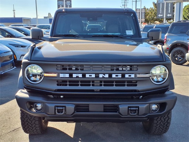 2025 Ford Bronco Big Bend photo 2