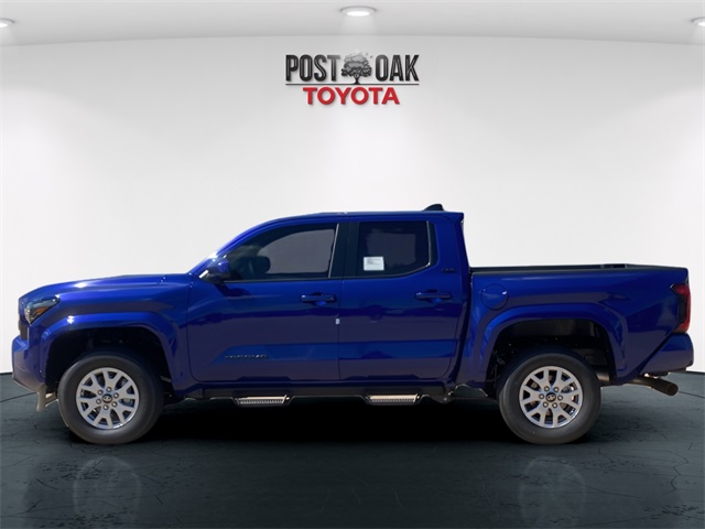 2025 Toyota Tacoma SR5 Double Cab photo 4