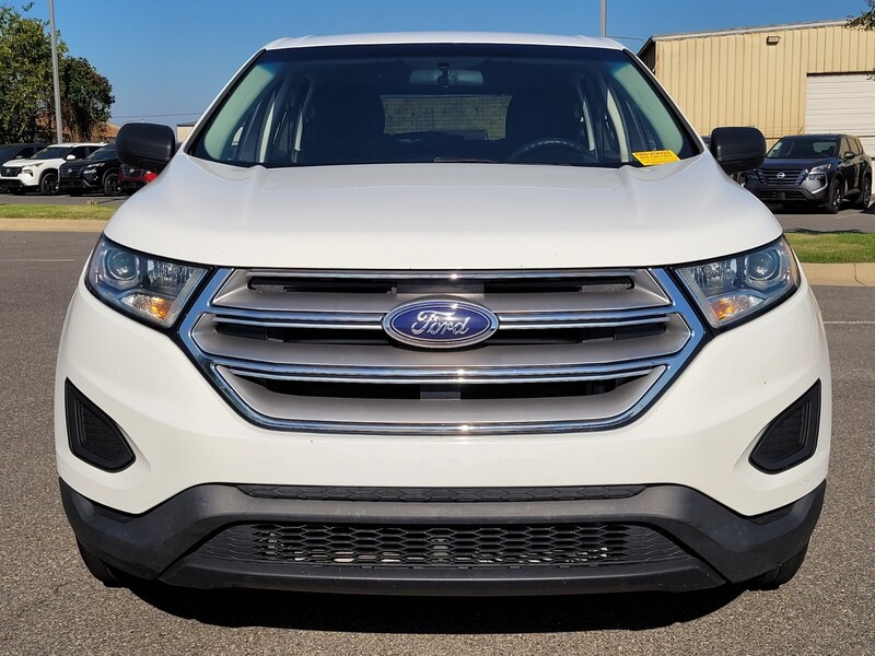 2015 Ford Edge SE photo 4