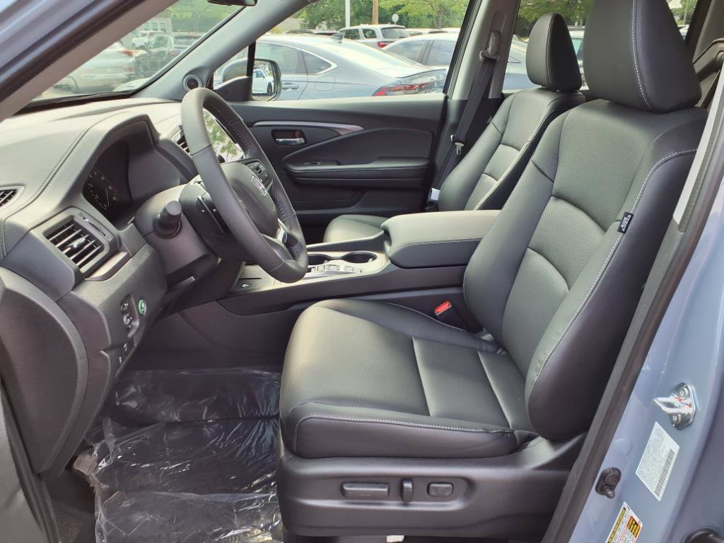 2025 Honda Ridgeline RTL photo 3