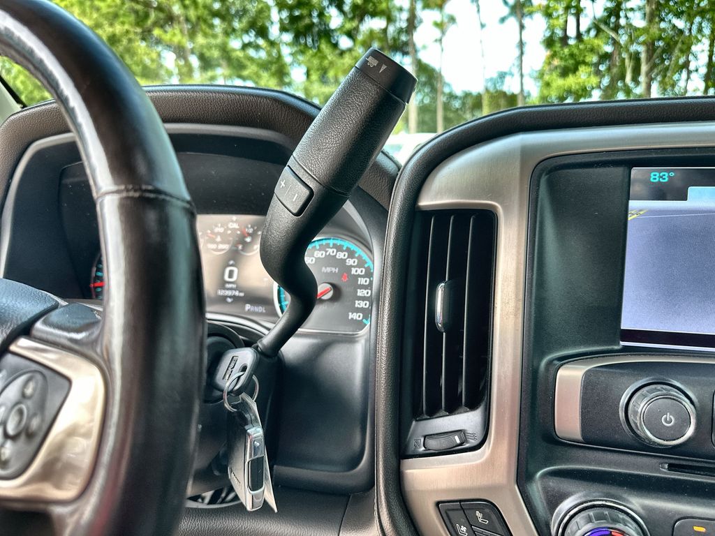 2017 Gmc Sierra 1500 Denali photo 16