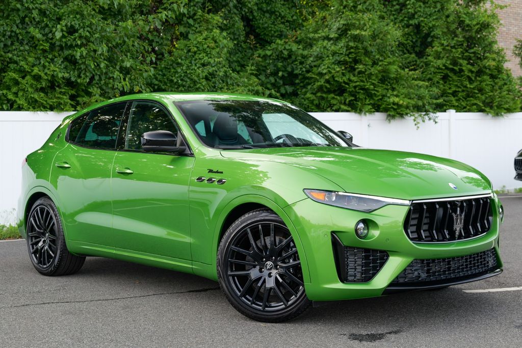 2023 Maserati Levante Modena's photo