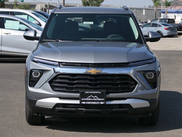 2026 Chevrolet Trailblazer LT photo 2