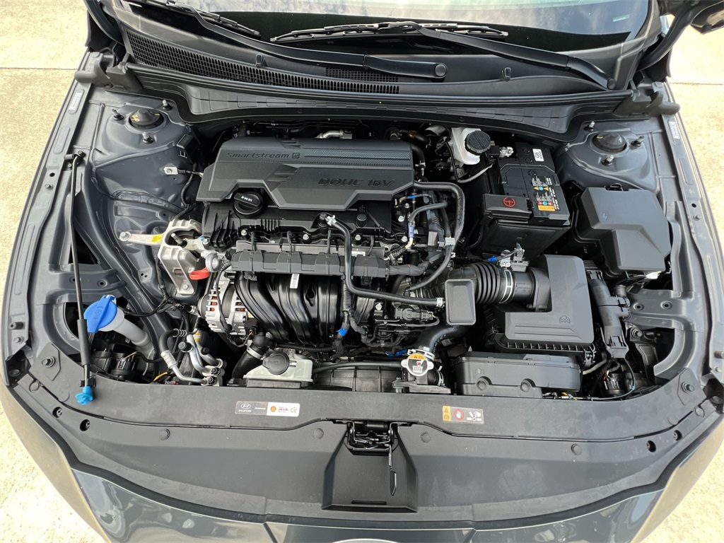 2024 Hyundai Elantra SEL photo 35