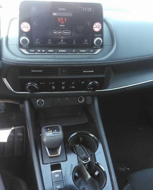 2023 Nissan Rogue S photo 2