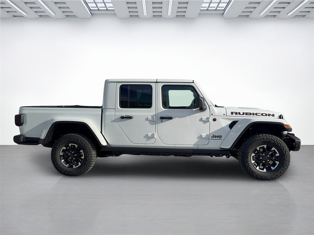2025 Jeep Gladiator Rubicon photo 2