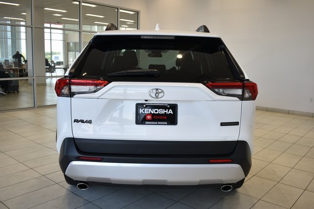 2024 Toyota RAV4 Adventure photo 7