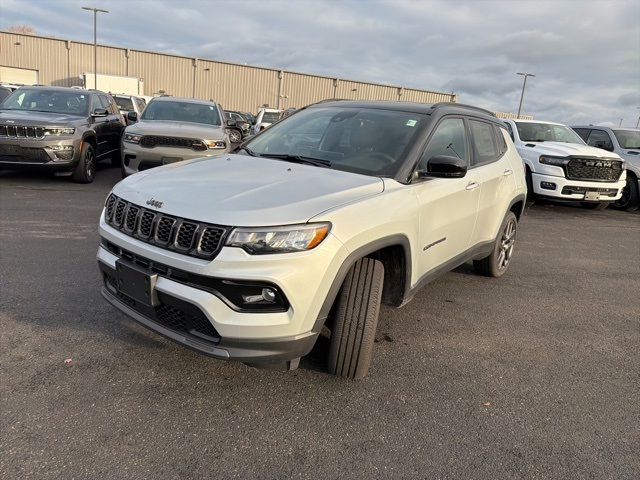 2026 Jeep Compass Limited Altitude photo 2