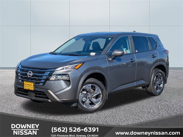 2026 Nissan Rogue SV's photo