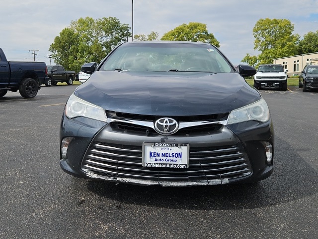 2017 Toyota Camry XLE XSE photo 10