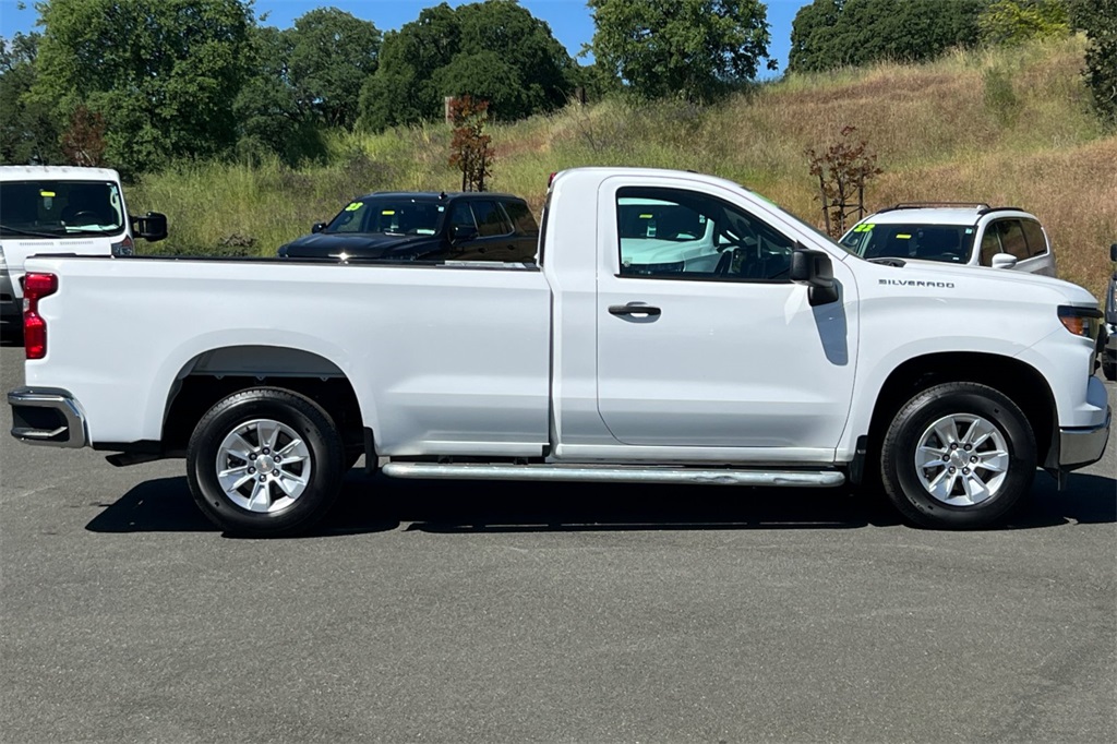 2024 Chevrolet Silverado 1500 photo 7