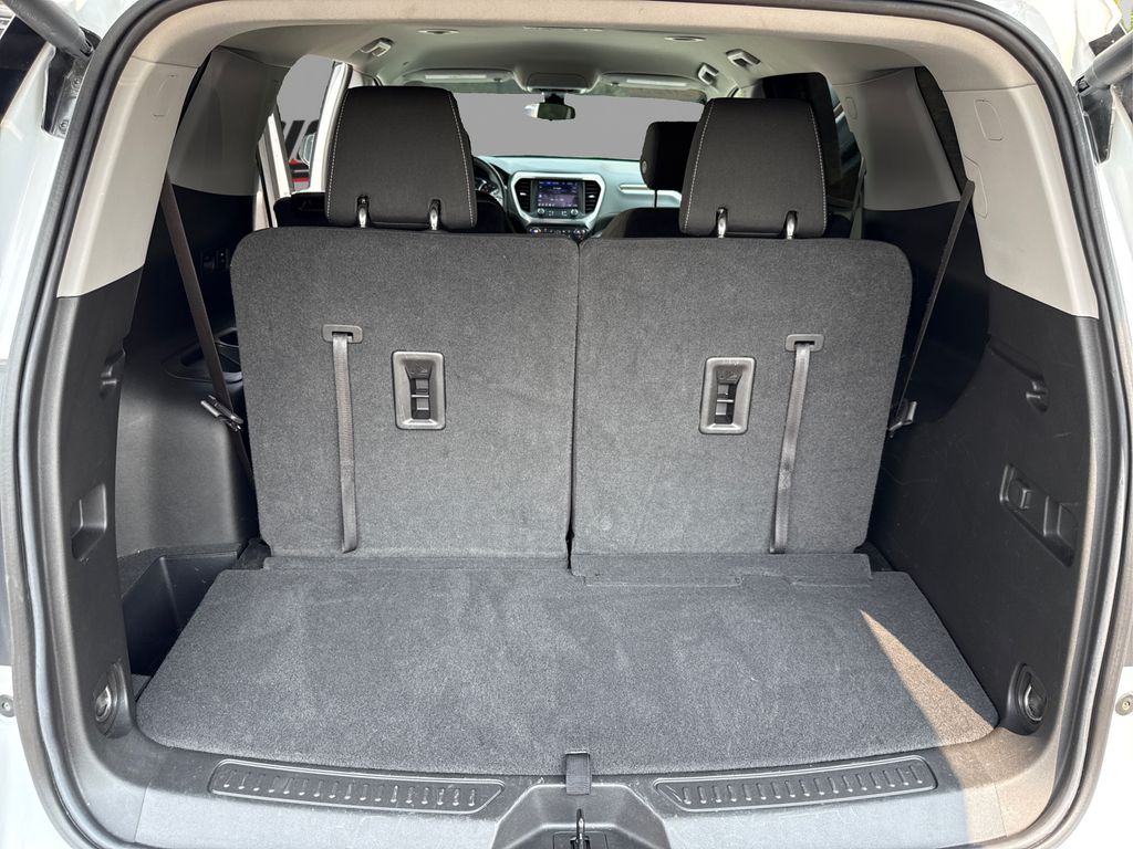 2023 Gmc Acadia SLE photo 11