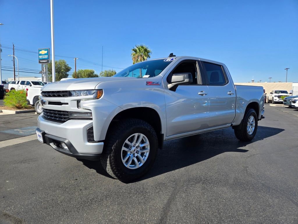 2021 Chevrolet Silverado 1500 RST photo 2