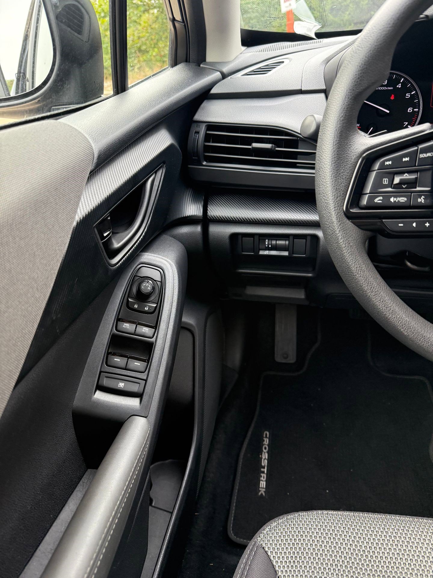 2024 Subaru Crosstrek Premium photo 25