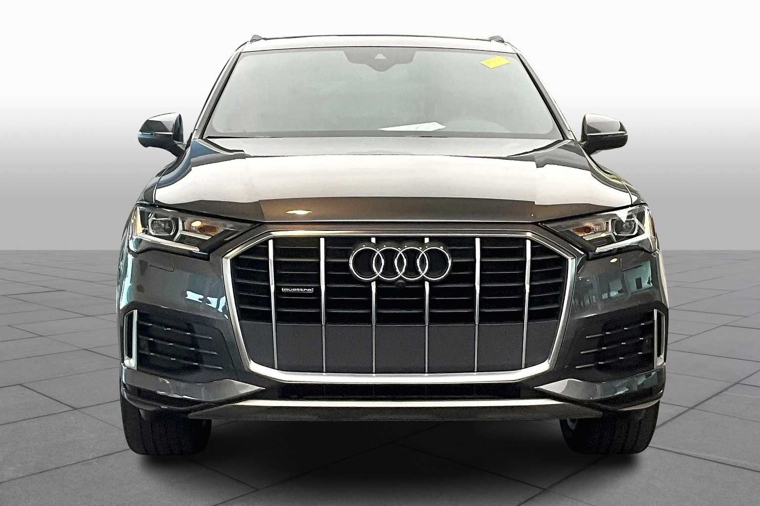 2021 Audi Q7 Premium Plus photo 3