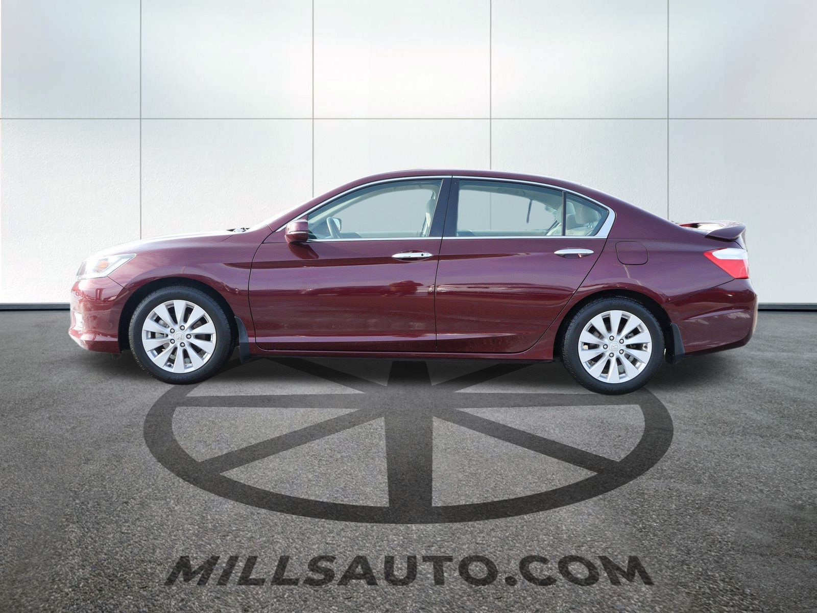 Used 2015 Honda Accord EX with VIN 1HGCR2F79FA016947 for sale in Willmar, Minnesota