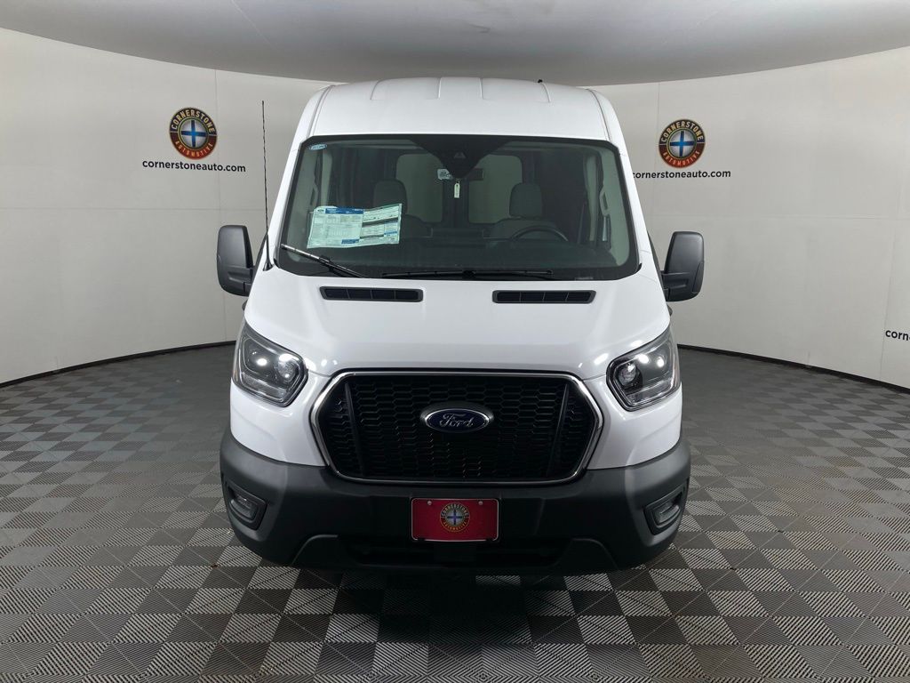 2025 Ford Transit photo 4