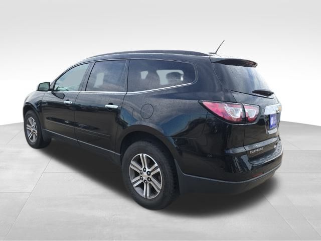 2017 Chevrolet Traverse 2LT photo 2