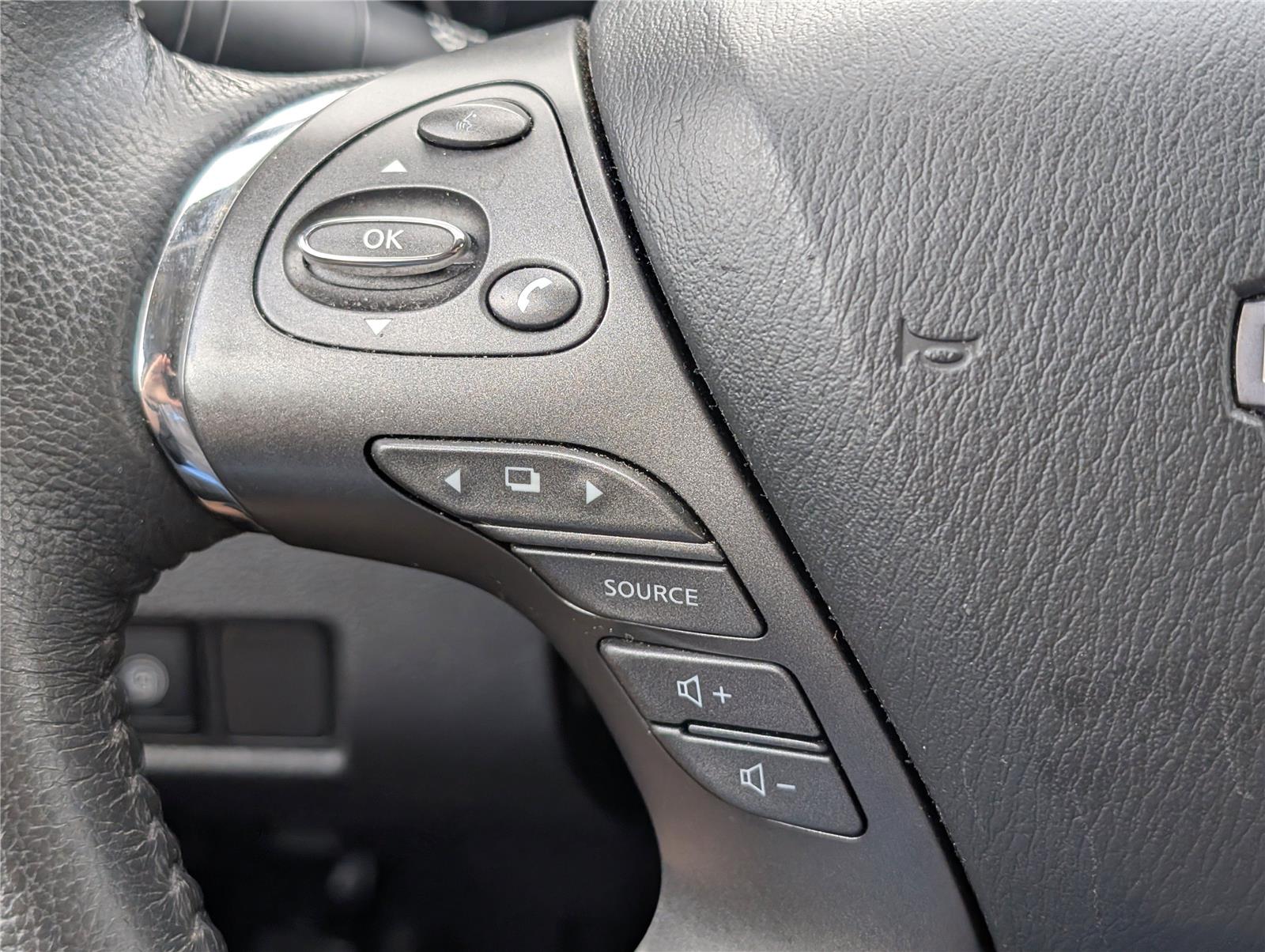 2023 Nissan Murano SV photo 23