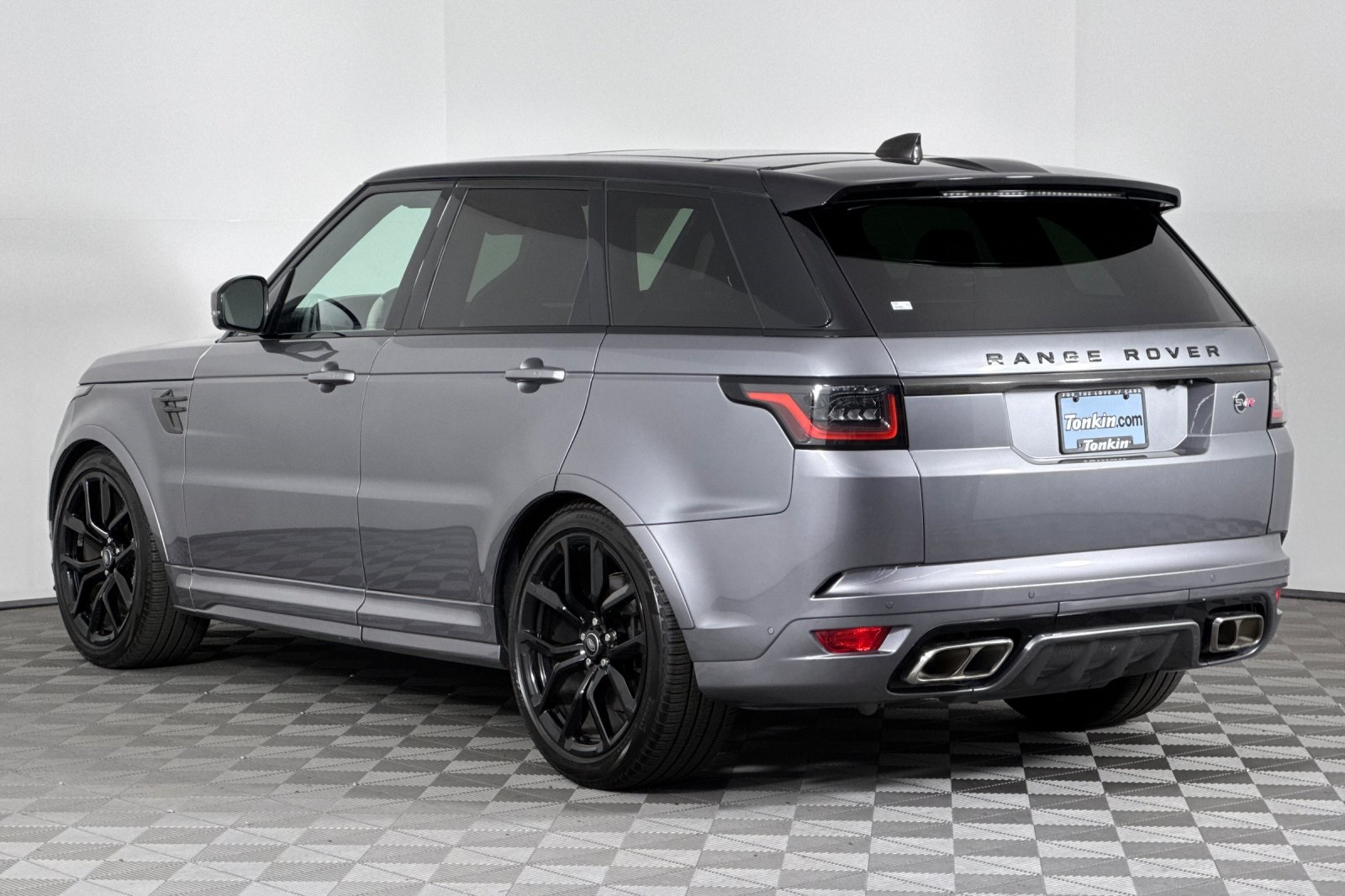 2022 Land Rover Range Rover Sport SVR photo 5
