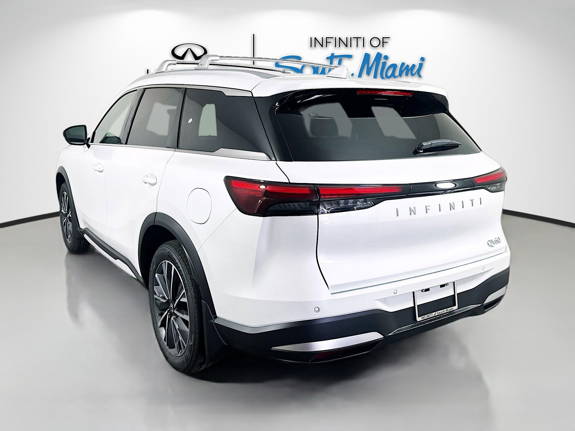 2026 Infiniti QX60 Luxe photo 4