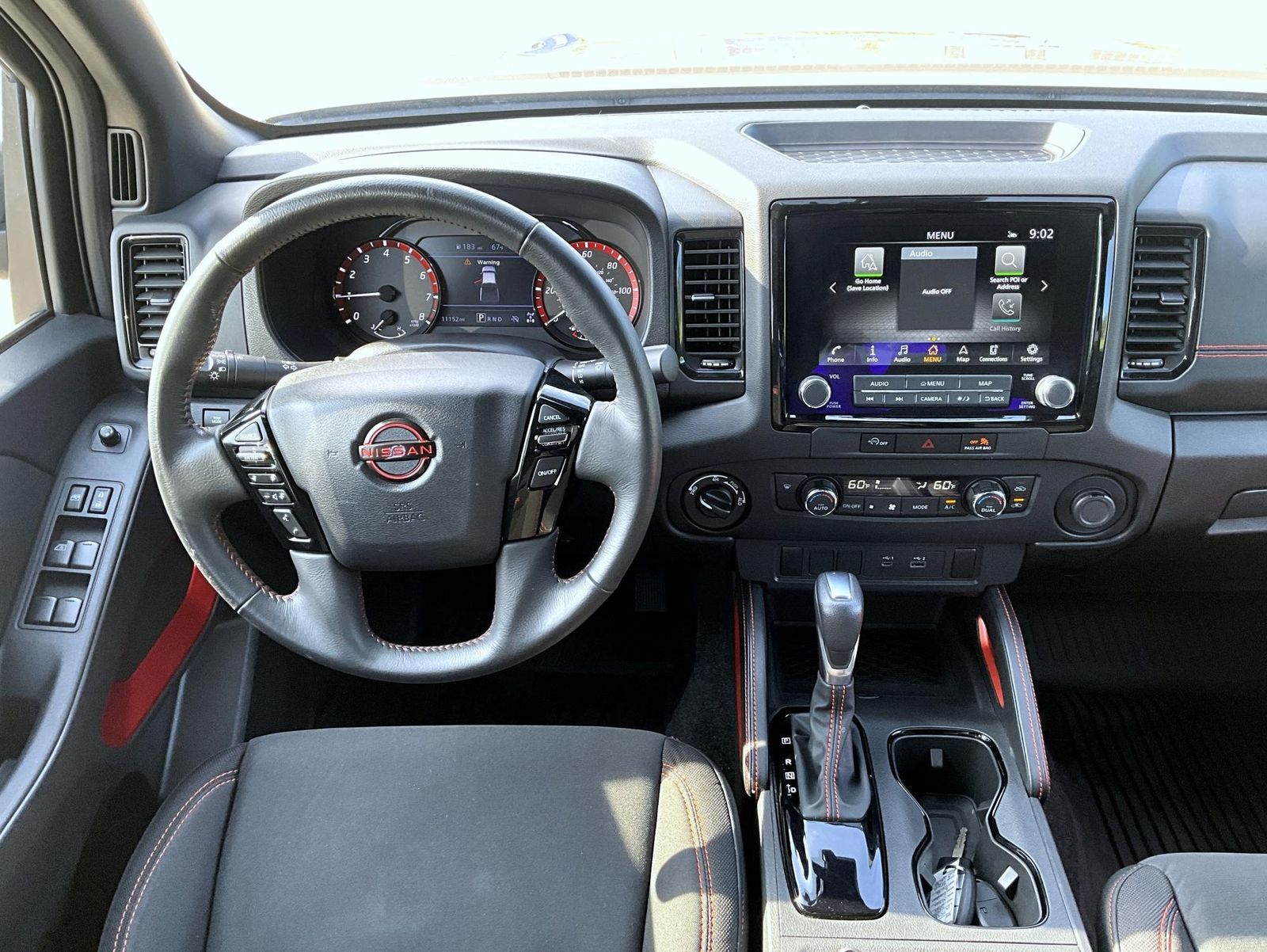 2024 Nissan Frontier PRO-4X photo 13