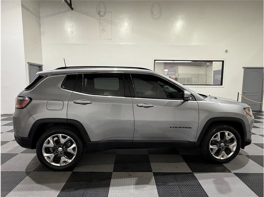 2019 Jeep Compass Limited photo 4