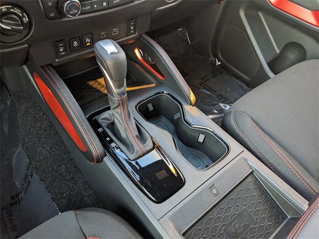 2025 Nissan Frontier Crew Cab PRO-4X photo 19