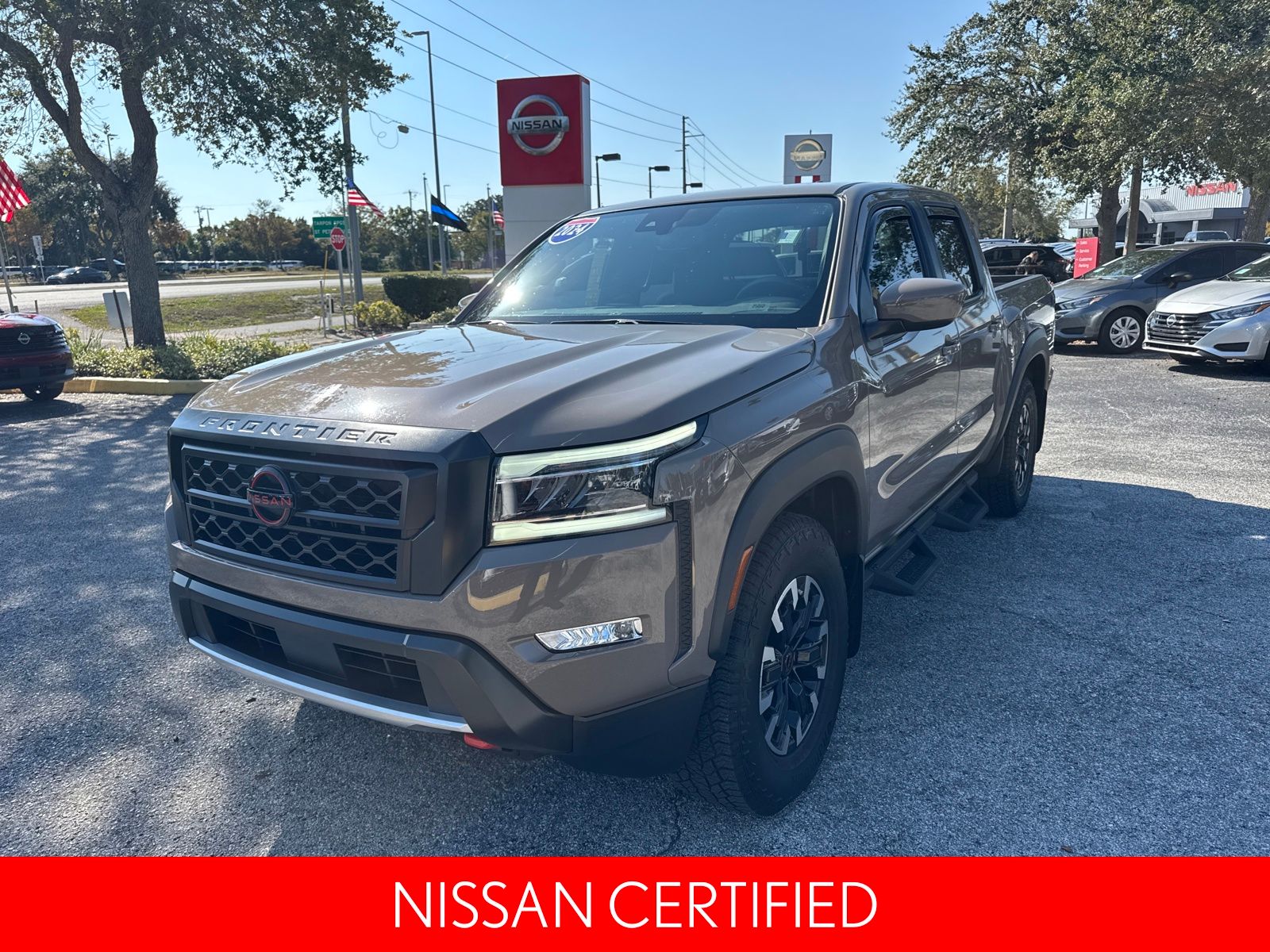 2024 Nissan Frontier PRO-X photo 2