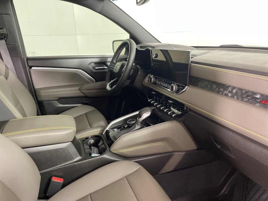 2025 Chevrolet Colorado ZR2 photo 14