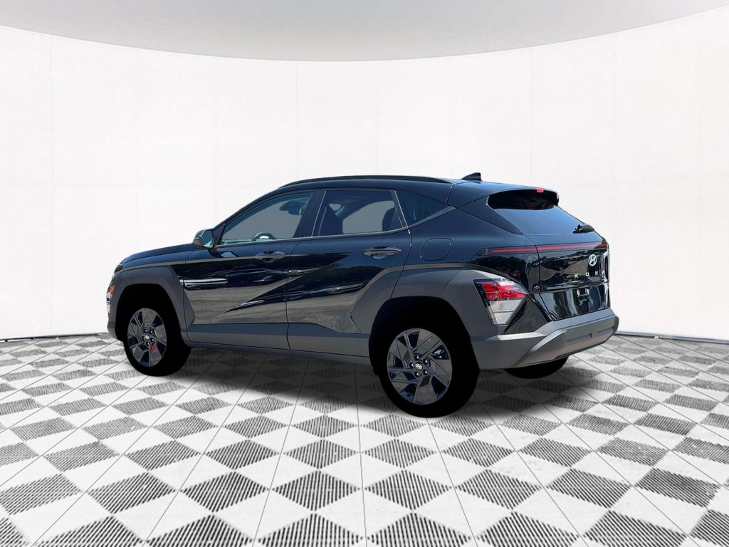 2026 Hyundai Kona SEL photo 3