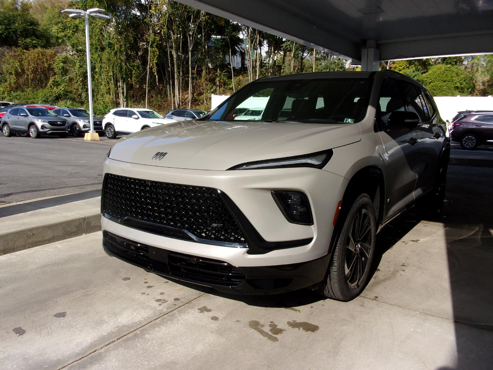 2026 Buick Enclave Sport Touring's photo