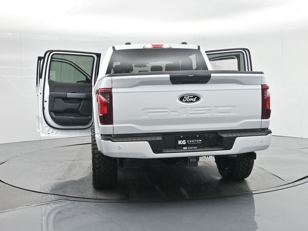 2025 Ford F-150 XLT photo 32