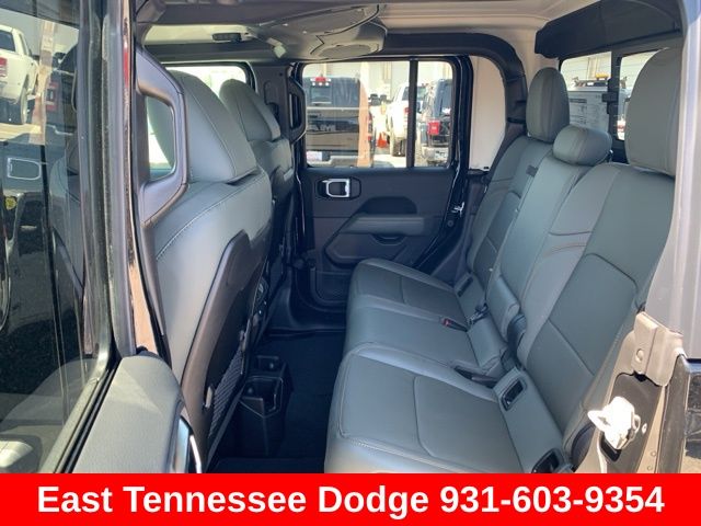 2025 Jeep Gladiator Mojave photo 22