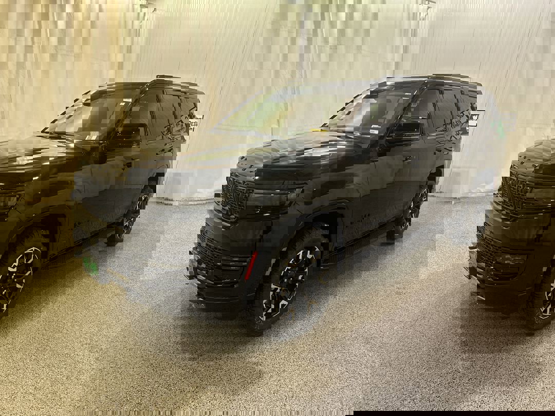 2025 Jeep Wagoneer Series II Overland photo 3