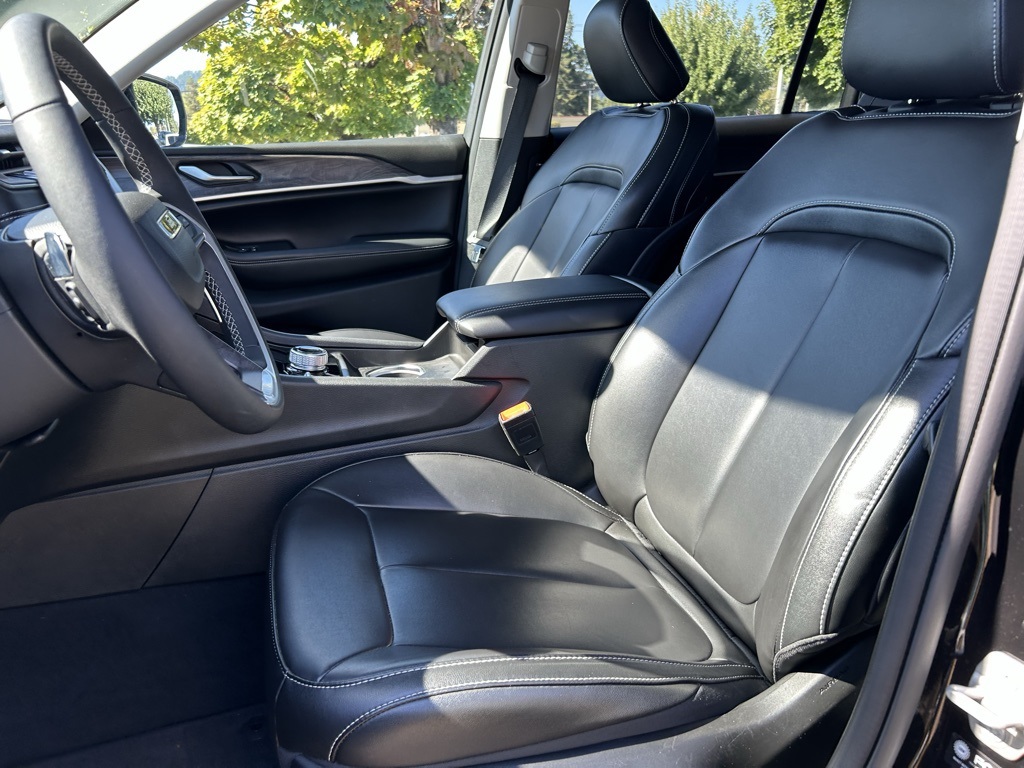 2024 Jeep Grand Cherokee Limited photo 19