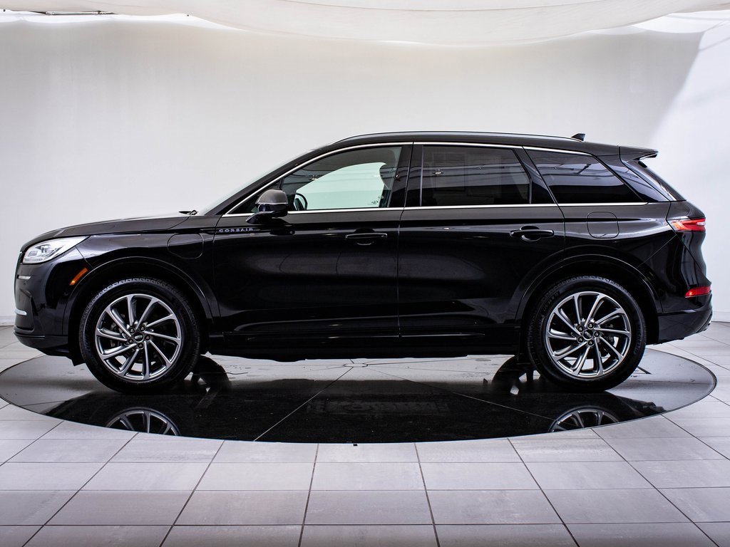 2024 Lincoln Corsair Grand Touring photo 2