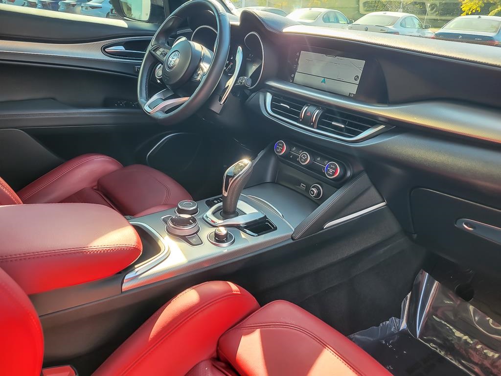 2022 ALFA ROMEO STELVIO - Image 24