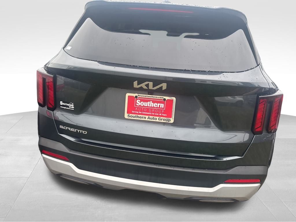 2025 Kia Sorento LX photo 15