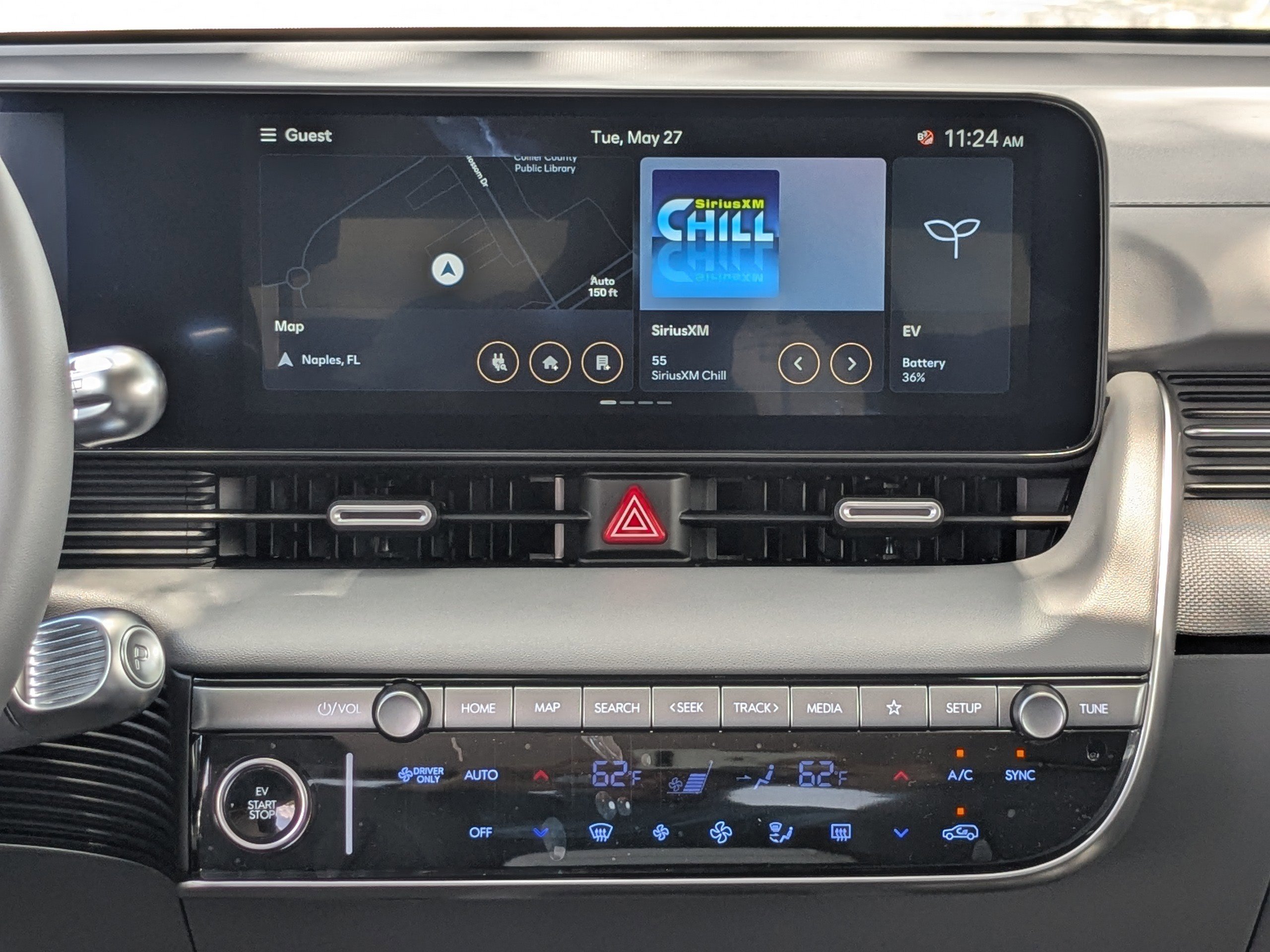 2025 Hyundai Ioniq 5 SEL photo 13