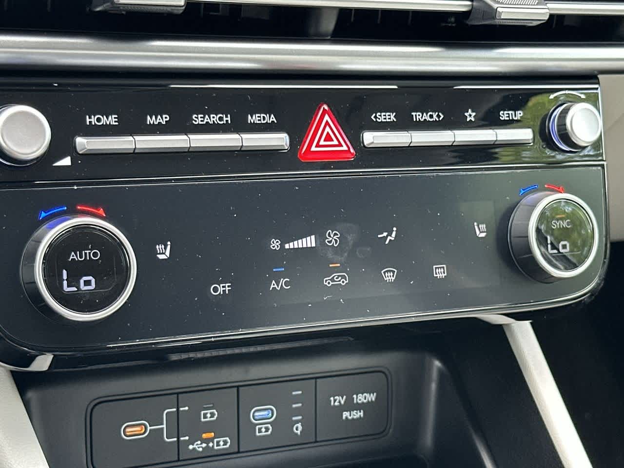 2025 Hyundai Tucson SEL Convenience photo 19