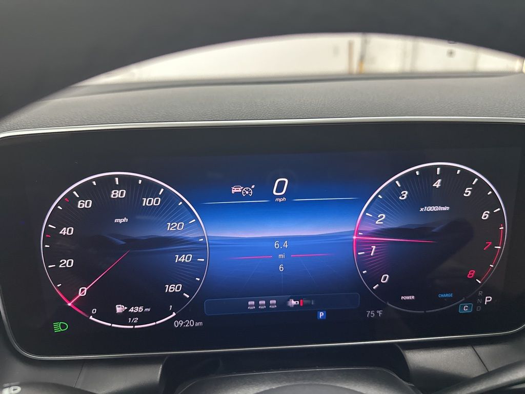 2026 Mercedes Benz GLC 300 photo 8