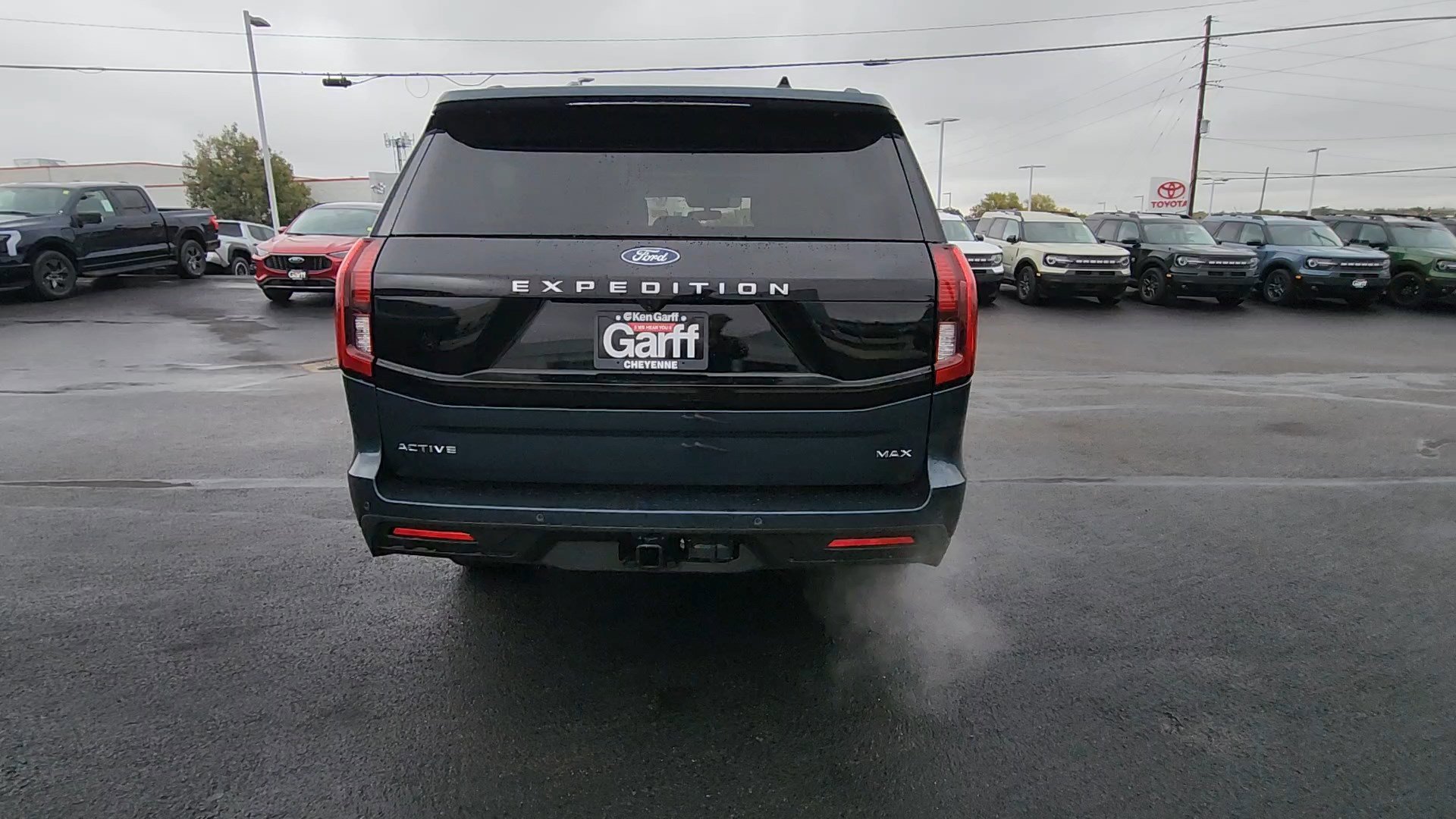 2025 Ford Expedition MAX photo 4